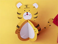 福虎迎春小老虎摆件